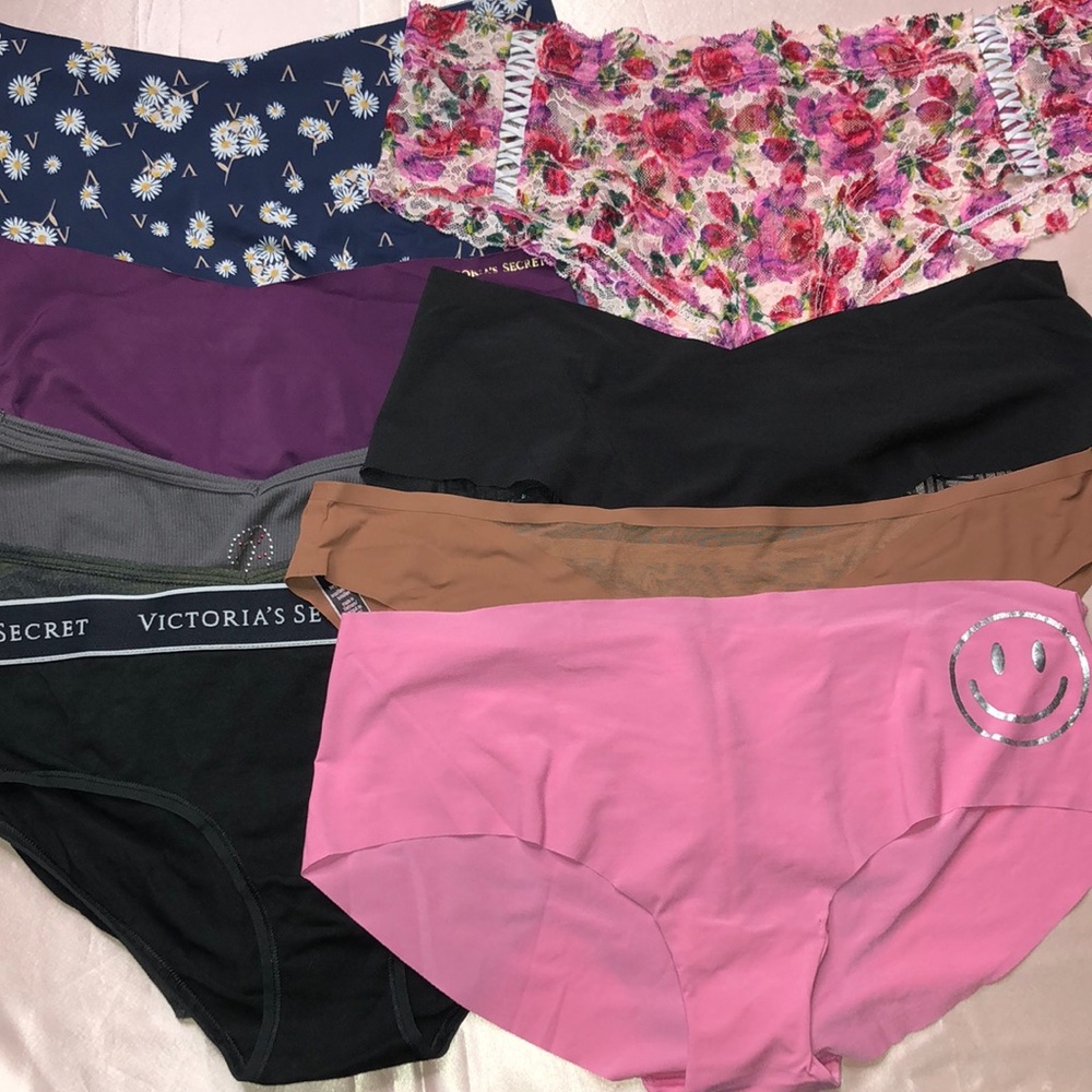 Victoria’s Secret Panties lot of 7